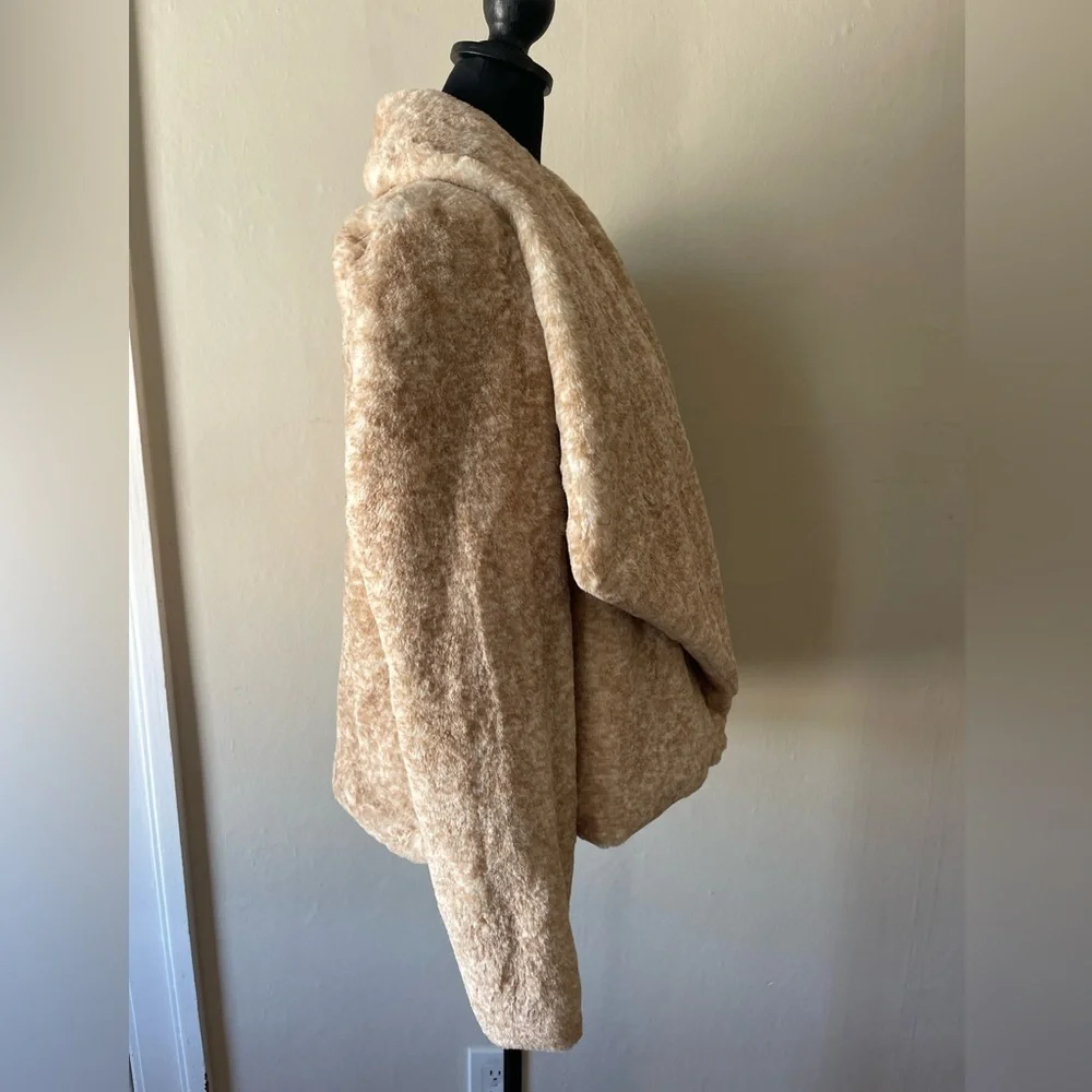 Jack by BB Dakota soft & cozy faux fur jacket, blush/cream/neutral mix, size M - Picture 4 of 5